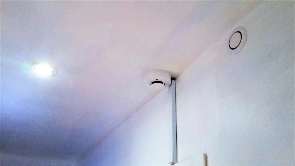 Hard-wired smoke detectors for the home