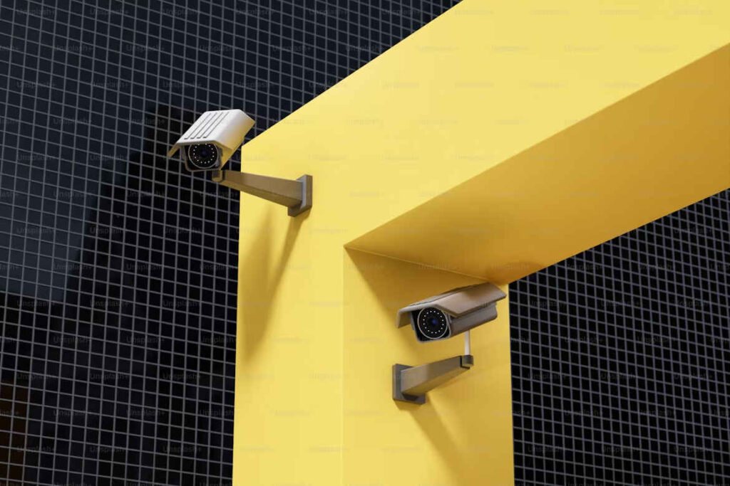 Varifocal lenses in CCTV cameras